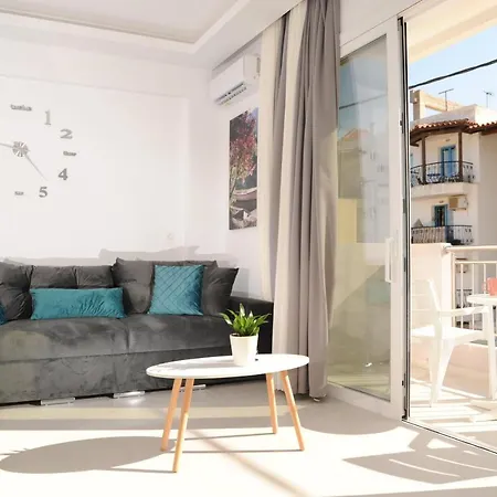 In A Great Location! Welcome To Crete! شقة *