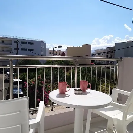 Апартаменты In A Great Location! Welcome To Crete!